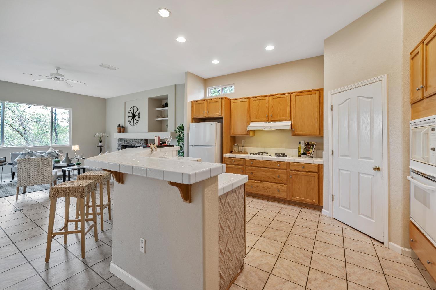 Detail Gallery Image 11 of 41 For 468 Williams St, Folsom,  CA 95630 - 4 Beds | 2 Baths