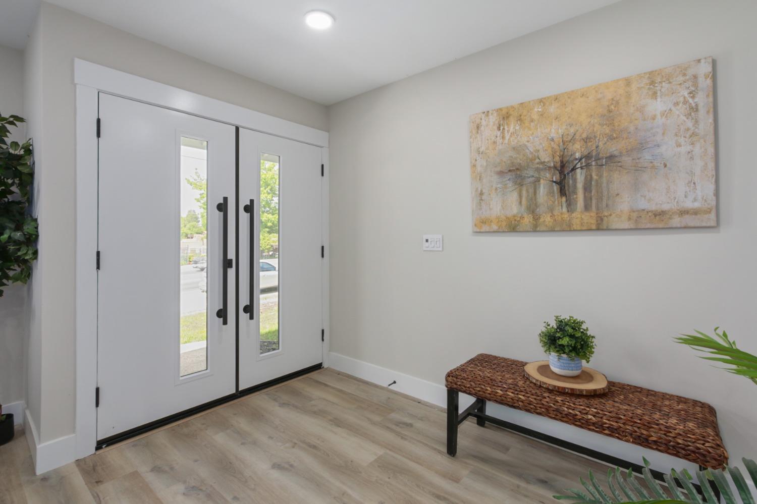 Detail Gallery Image 5 of 45 For 7972 Sunset Ave, Fair Oaks,  CA 95628 - 4 Beds | 2/1 Baths