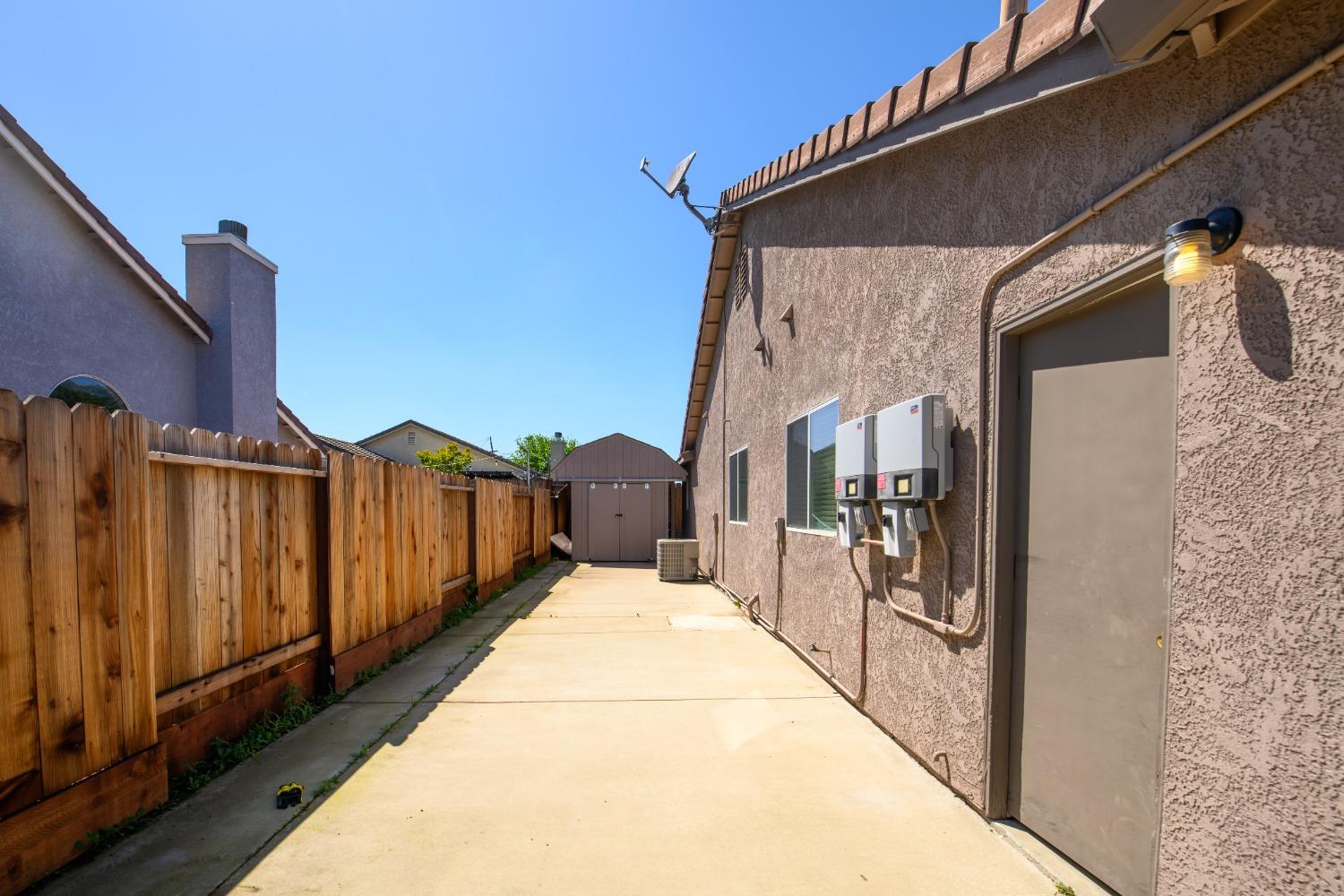 Detail Gallery Image 23 of 26 For 1701 Kit Fox Dr, Hughson,  CA 95326 - 4 Beds | 2 Baths