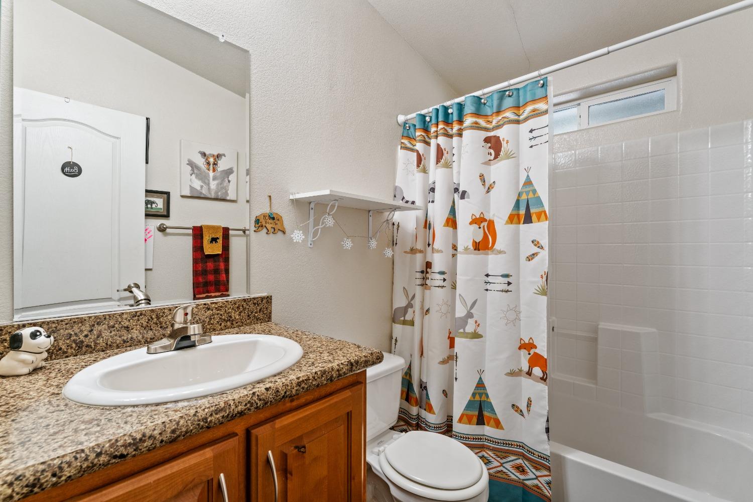 Detail Gallery Image 15 of 21 For 1080 Julie Lane 122, South Lake Tahoe,  CA 96150 - 3 Beds | 2 Baths