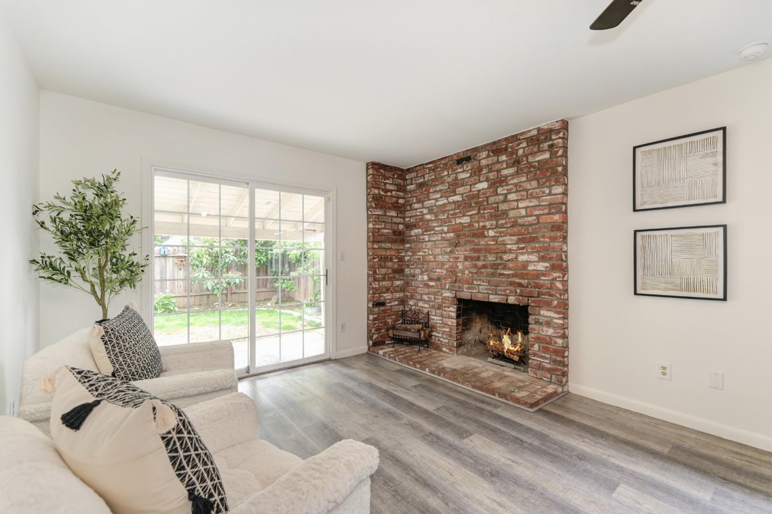 Detail Gallery Image 17 of 31 For 5544 White Fir Way, Sacramento,  CA 95841 - 3 Beds | 2 Baths