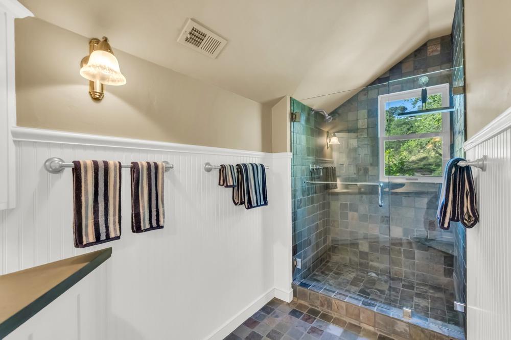 Detail Gallery Image 31 of 66 For 318 Sunrise Rd #556,  Copperopolis,  CA 95228 - 3 Beds | 3/1 Baths