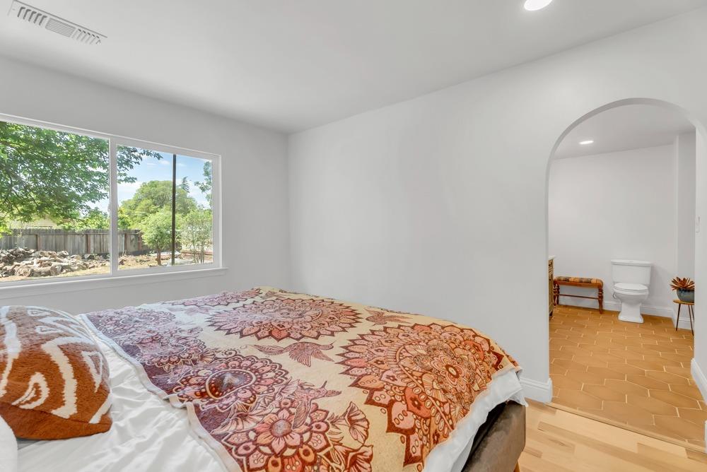 Detail Gallery Image 17 of 27 For 3300 Whitney Ave, Sacramento,  CA 95821 - 4 Beds | 1/1 Baths