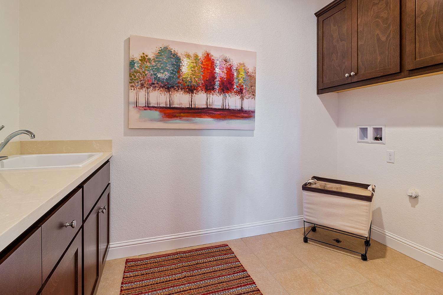 Detail Gallery Image 26 of 44 For 1272 Sephos St, Manteca,  CA 95337 - 4 Beds | 3/1 Baths