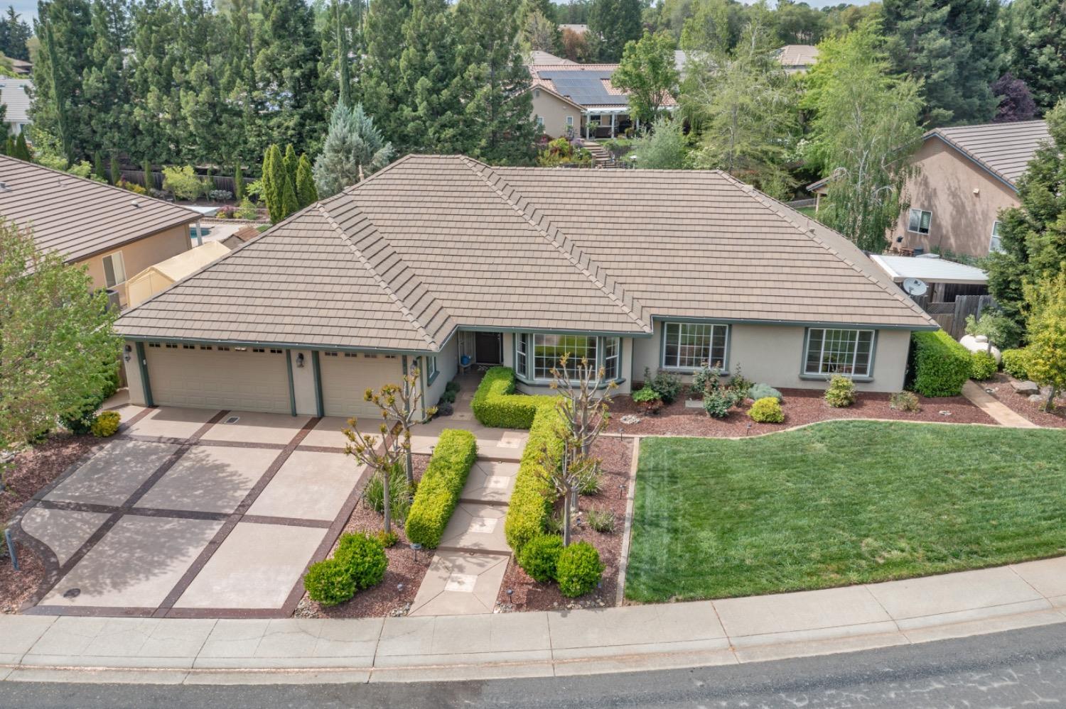 Photo of 3619 Mira Loma Dr in Cameron Park, CA