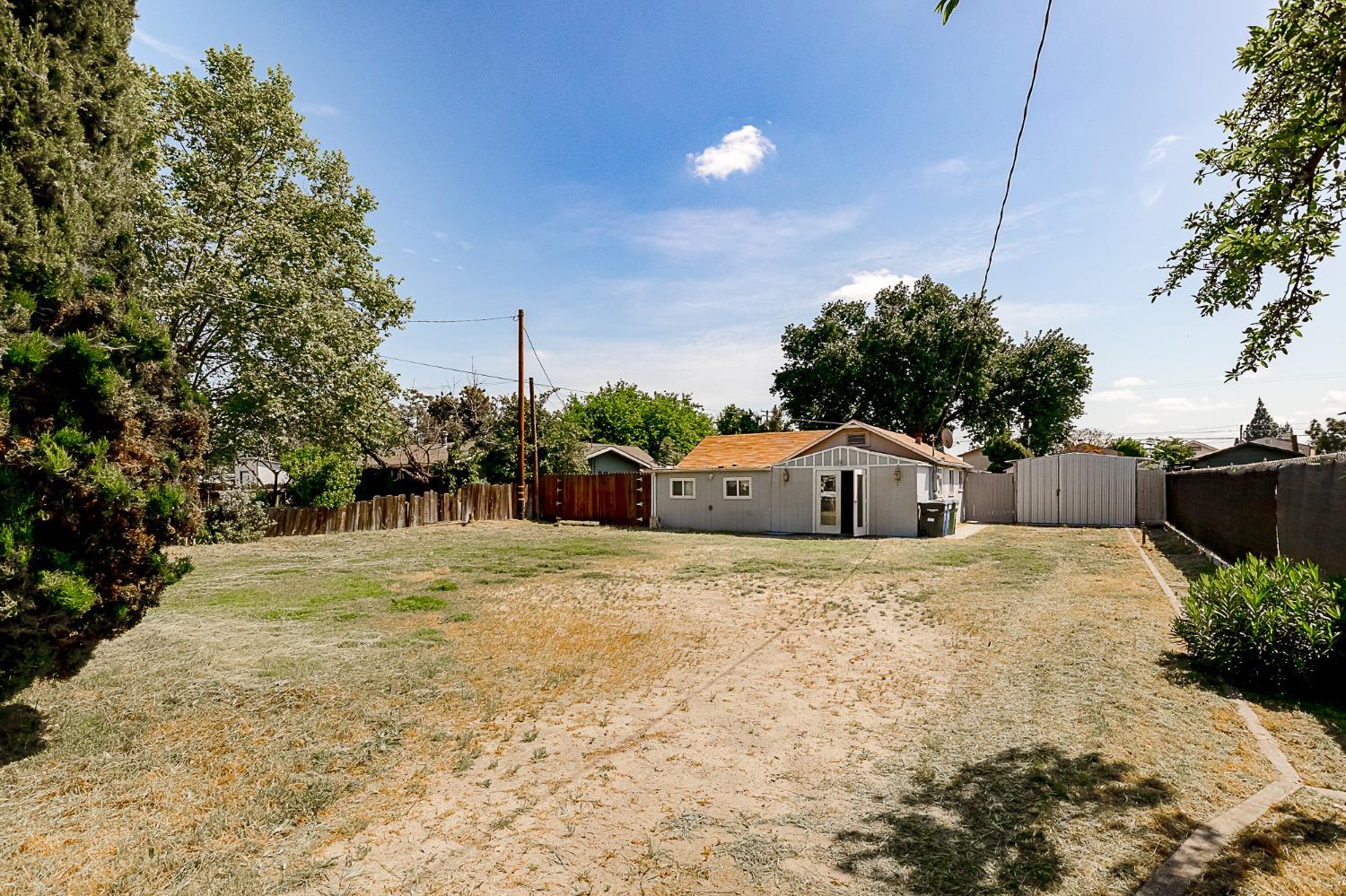Photo of 1132 N Mitchell Ave in Turlock, CA