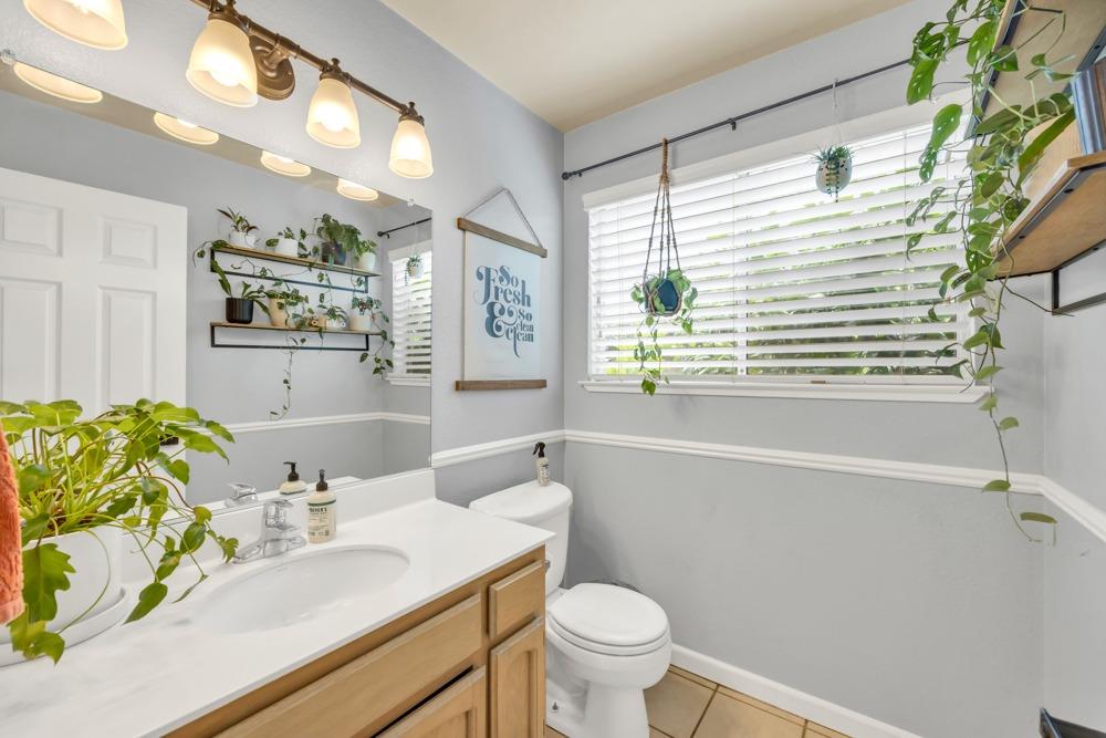 Detail Gallery Image 21 of 49 For 5625 Summit Dr, Rocklin,  CA 95765 - 4 Beds | 2/1 Baths