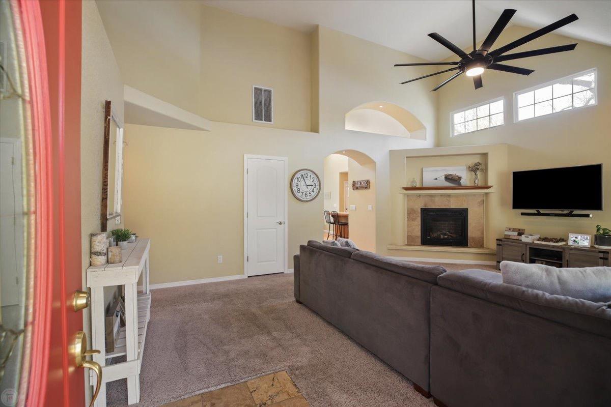 Detail Gallery Image 10 of 69 For 13080 Gamble St, Groveland,  CA 95321 - 3 Beds | 2 Baths