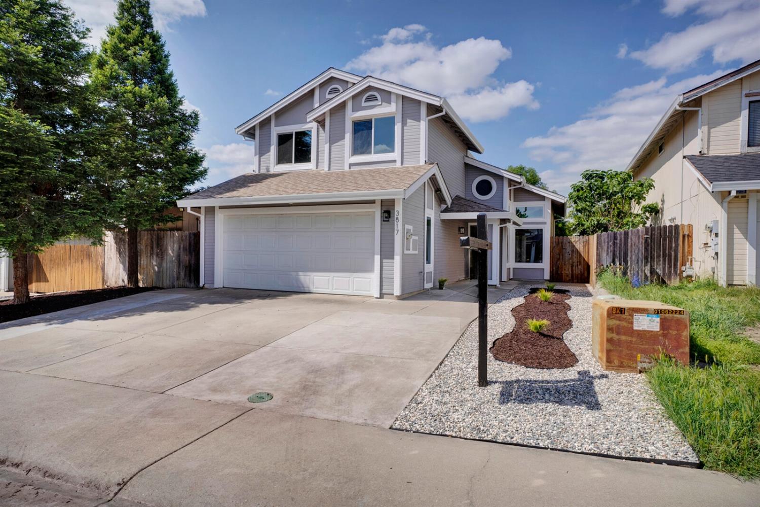 Detail Gallery Image 1 of 53 For 3817 Sheedy Ct, Antelope,  CA 95843 - 3 Beds | 2/1 Baths