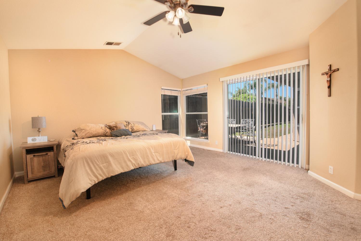 Detail Gallery Image 12 of 26 For 1701 Kit Fox Dr, Hughson,  CA 95326 - 4 Beds | 2 Baths