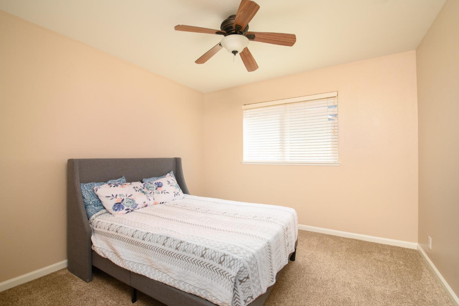 Detail Gallery Image 15 of 26 For 1701 Kit Fox Dr, Hughson,  CA 95326 - 4 Beds | 2 Baths