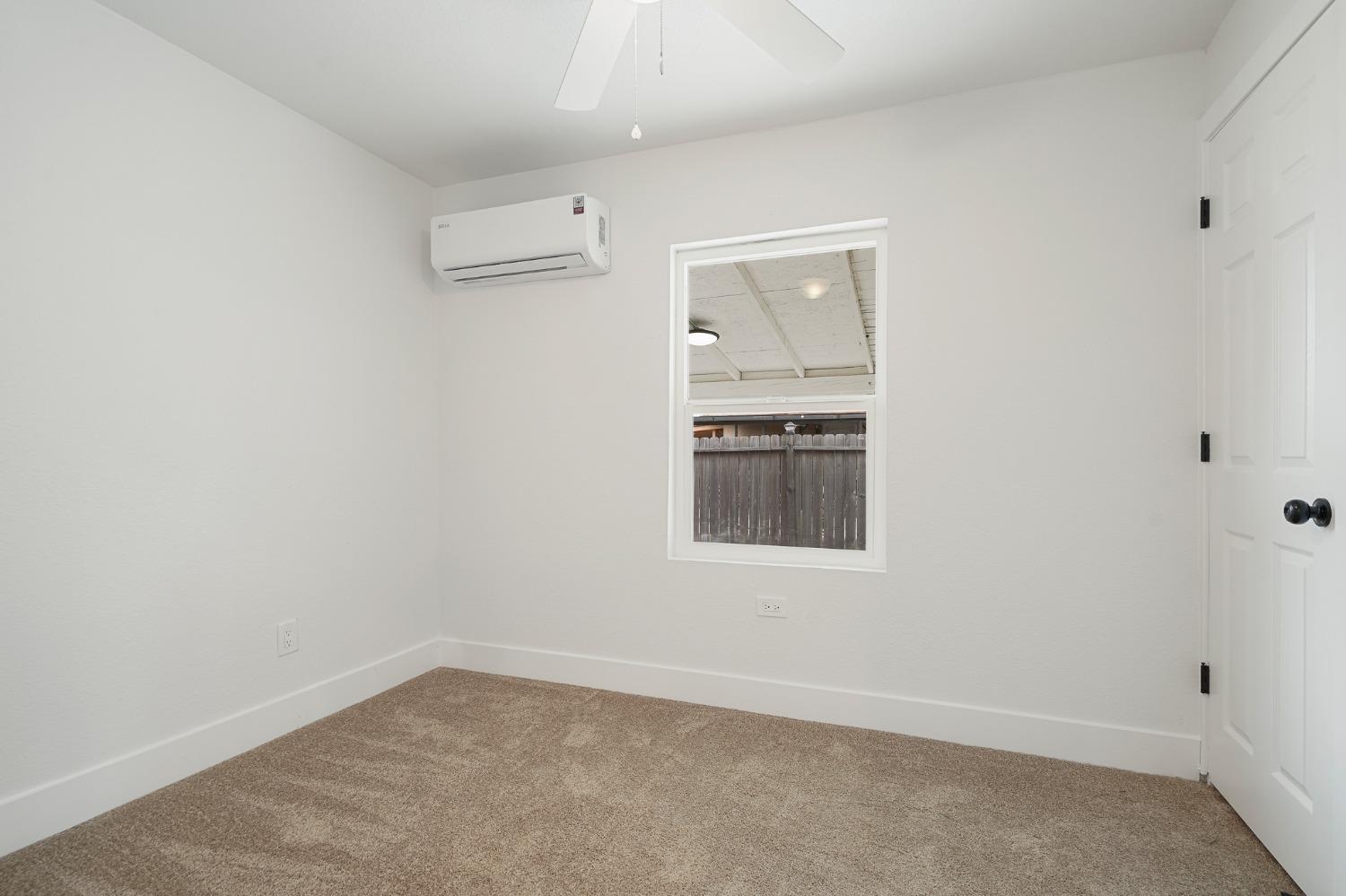 Detail Gallery Image 20 of 43 For 1227 N E St, Stockton,  CA 95205 - 2 Beds | 2 Baths