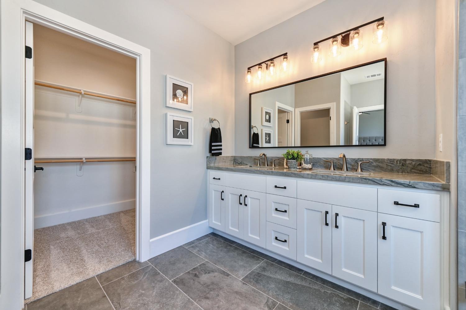 Detail Gallery Image 27 of 45 For 3289 Stone Field Way, Loomis,  CA 95650 - 4 Beds | 3/1 Baths