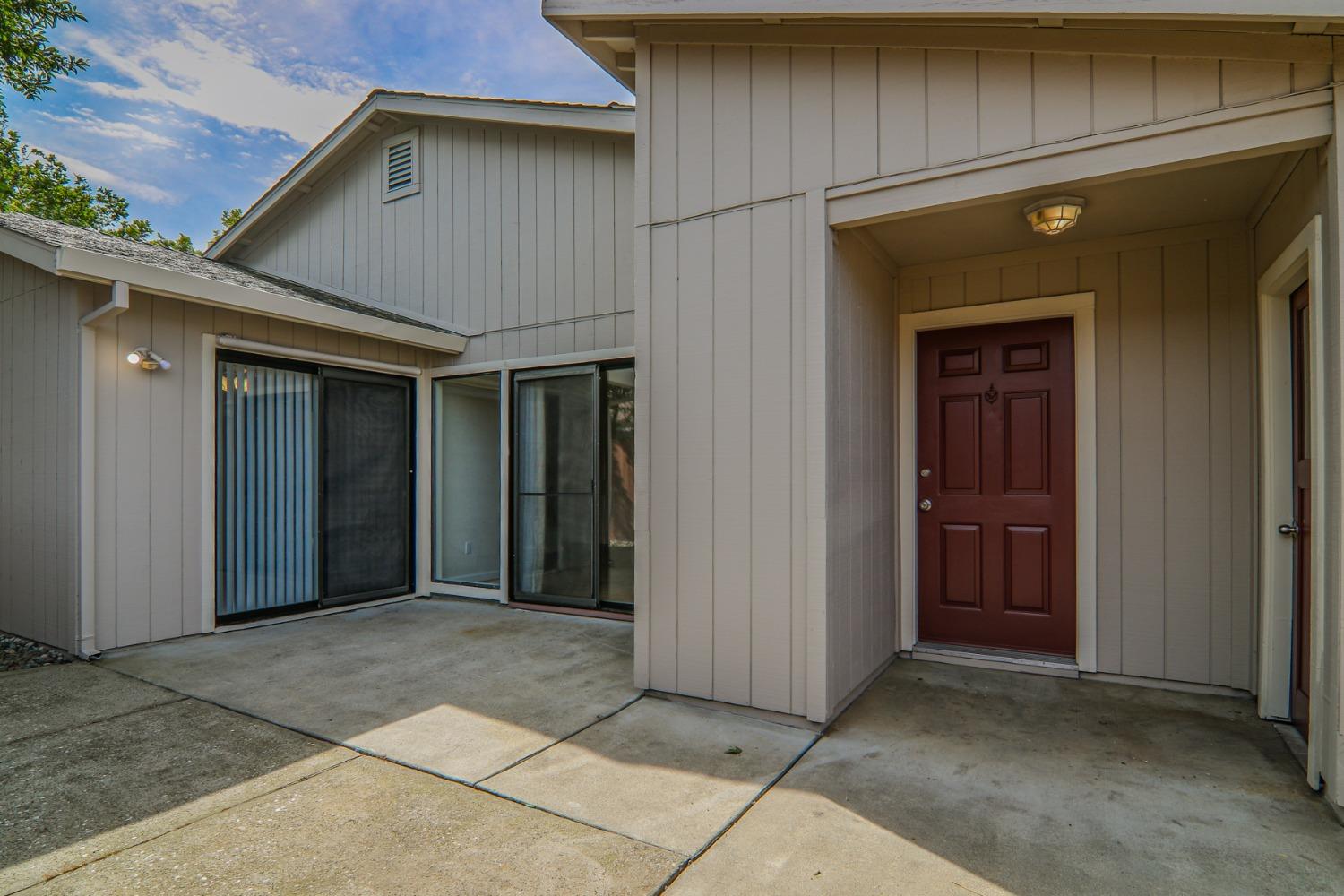 Detail Gallery Image 3 of 25 For 385 R St, Lincoln,  CA 95648 - 2 Beds | 2 Baths