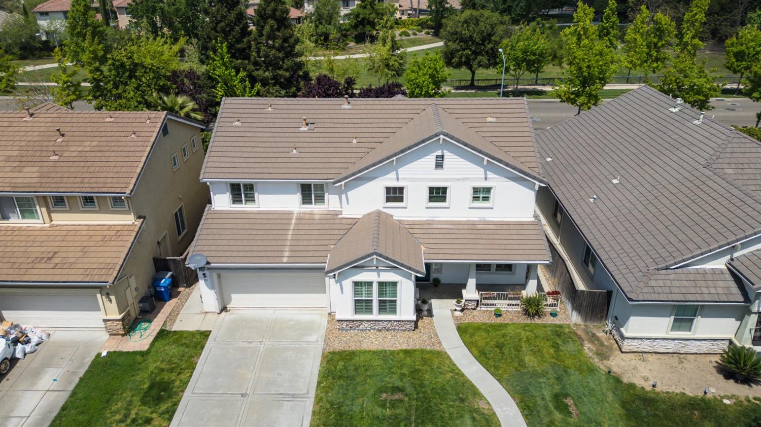Photo of 351 Hearst Dr in Merced, CA