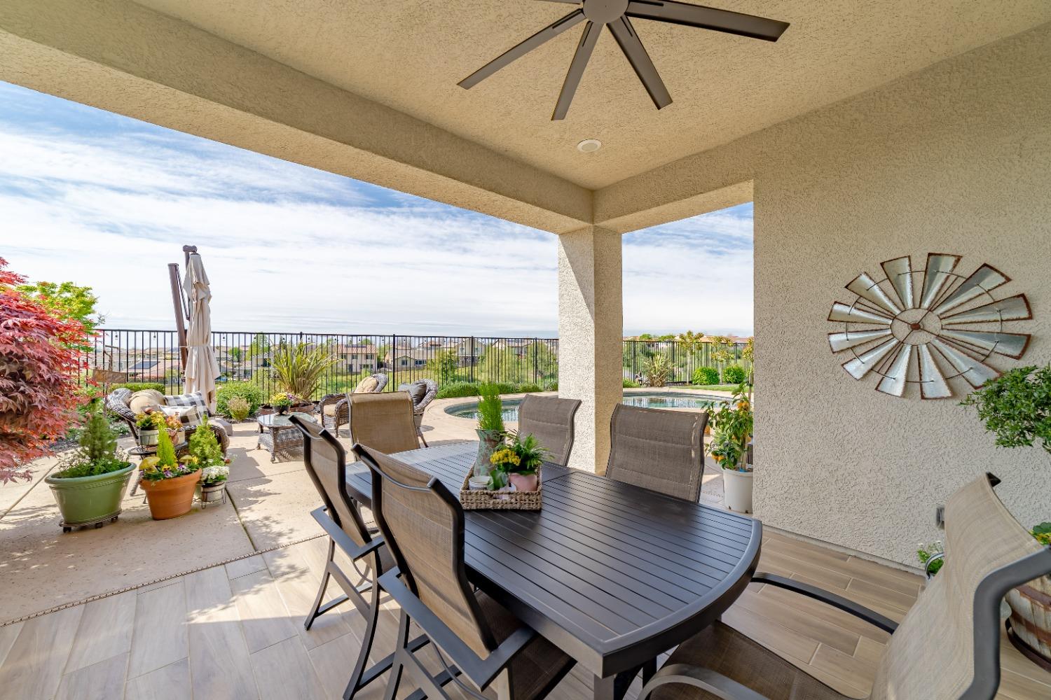 Detail Gallery Image 48 of 72 For 930 Dusty Stone Loop, Rocklin,  CA 95765 - 4 Beds | 3/2 Baths
