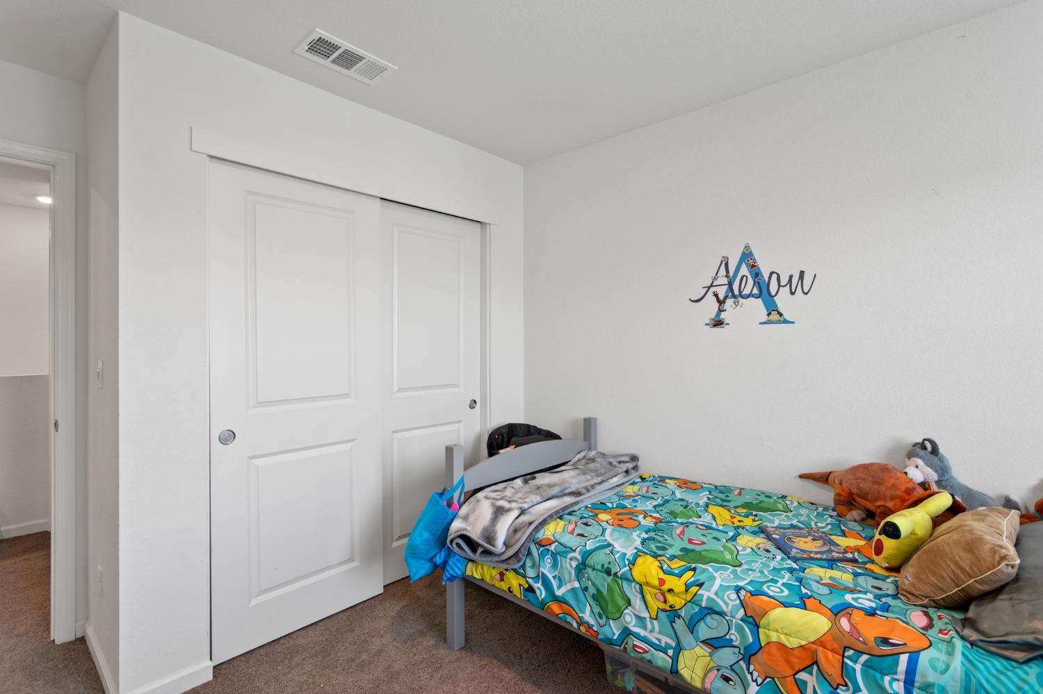 Detail Gallery Image 15 of 28 For 2888 Oaksey Way, Antelope,  CA 95843 - 4 Beds | 2/1 Baths