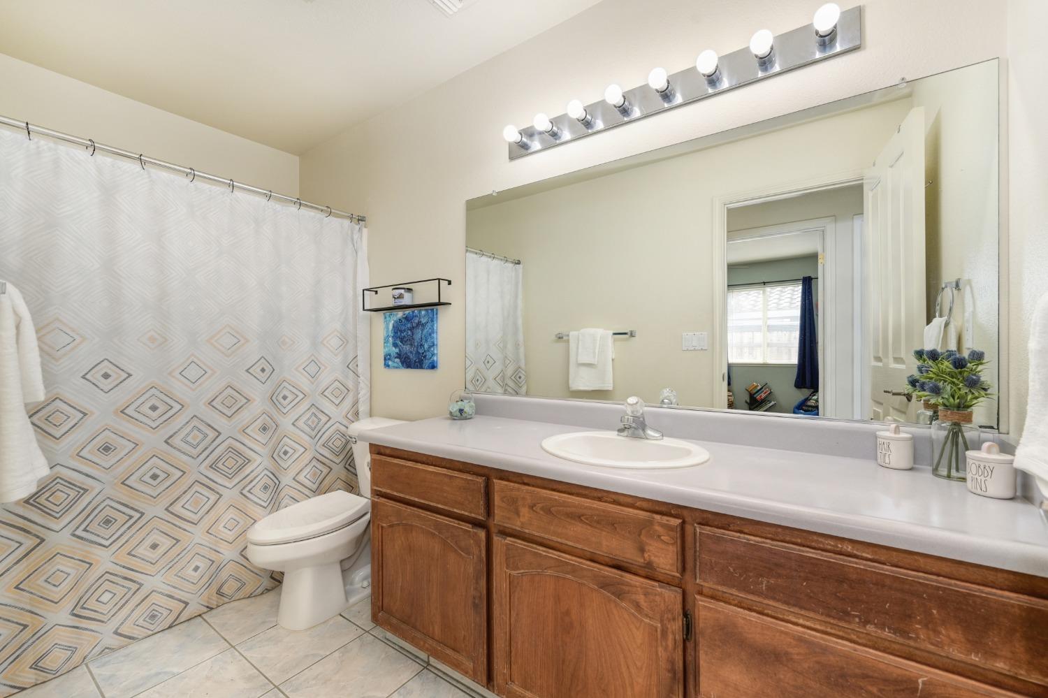 Detail Gallery Image 16 of 32 For 241 Country Club Dr, Colusa,  CA 95932 - 3 Beds | 2 Baths