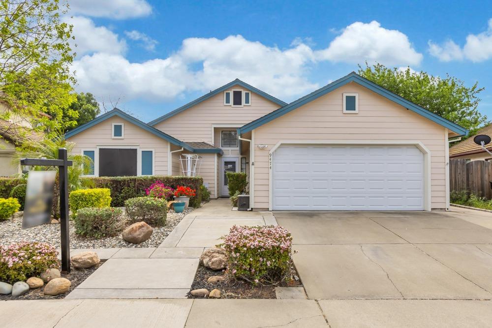 Photo of 9474 Bowmont Wy in Elk Grove, CA