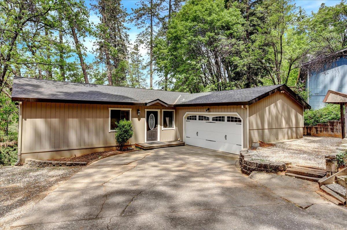 Photo of 10338 Keenan Wy in Grass Valley, CA