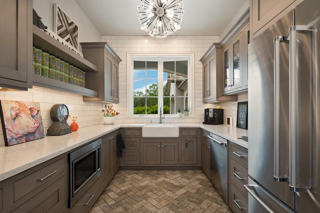 Detail Gallery Image 15 of 59 For 302 Senda Roble, Lincoln,  CA 95648 - 4 Beds | 3/1 Baths