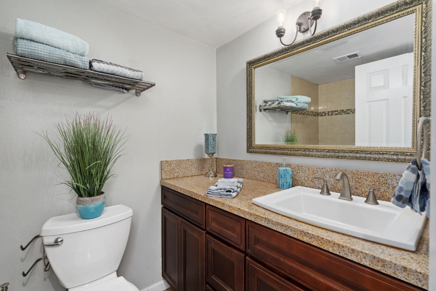 Detail Gallery Image 7 of 18 For 903 Fulton Ave #407,  Sacramento,  CA 95825 - 1 Beds | 1 Baths