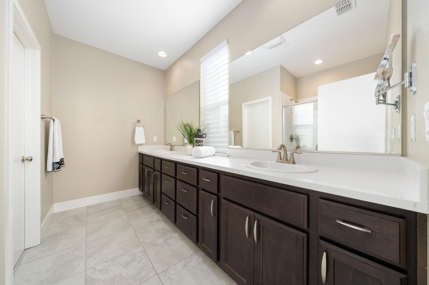 Detail Gallery Image 31 of 42 For 1018 Mud Pie Ln, Sacramento,  CA 95814 - 3 Beds | 3/1 Baths