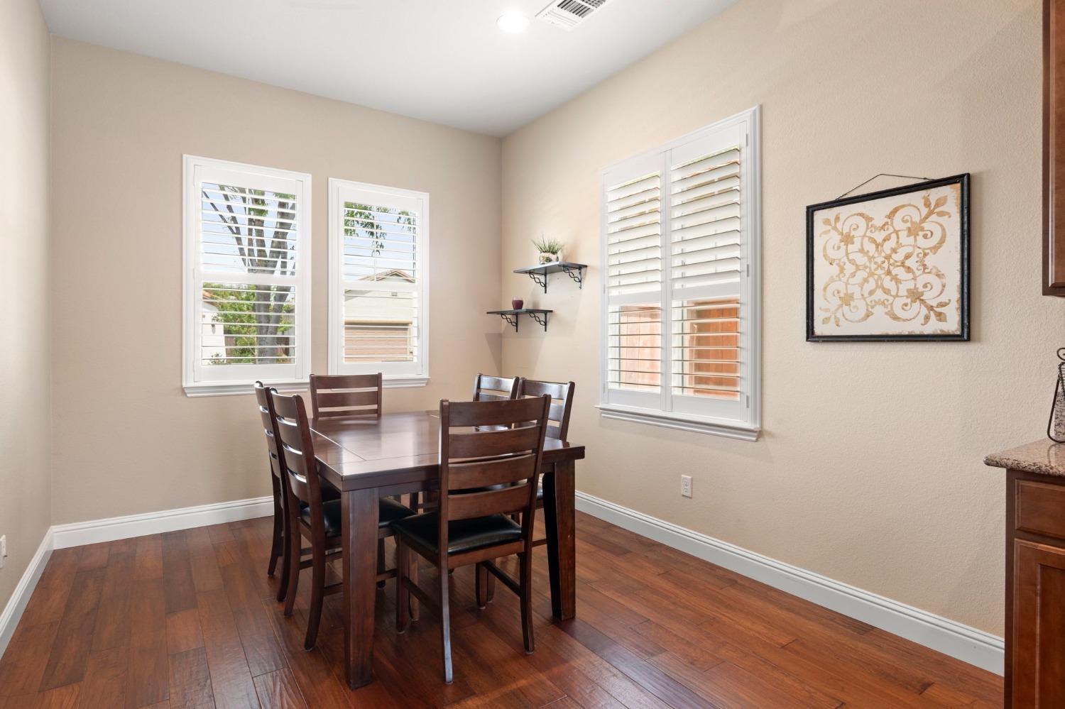 Detail Gallery Image 19 of 61 For 2180 Exminster Ln, Roseville,  CA 95747 - 3 Beds | 2 Baths