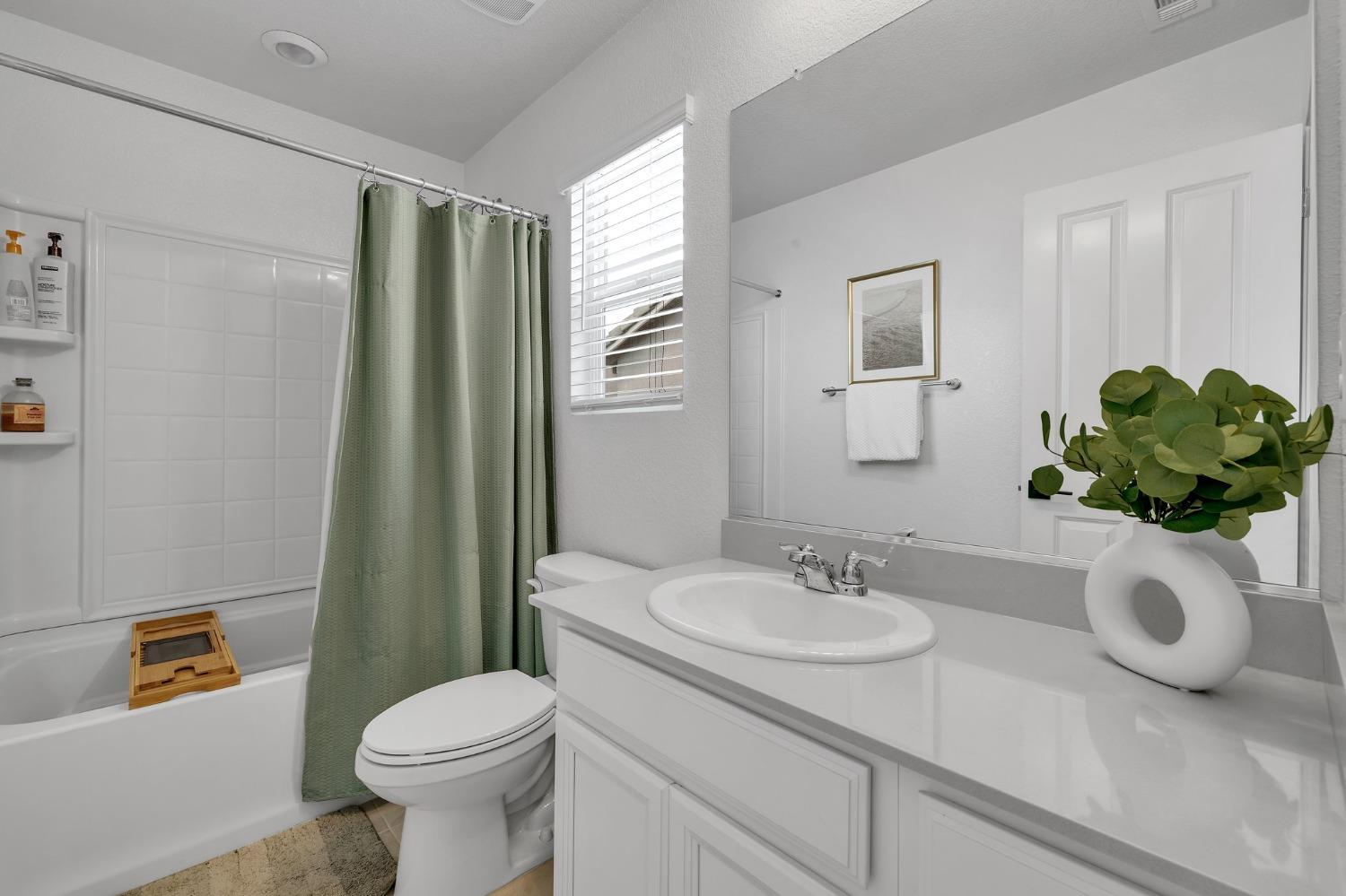 Detail Gallery Image 21 of 34 For 3755 Arborhill Way, Sacramento,  CA 95834 - 3 Beds | 2/1 Baths