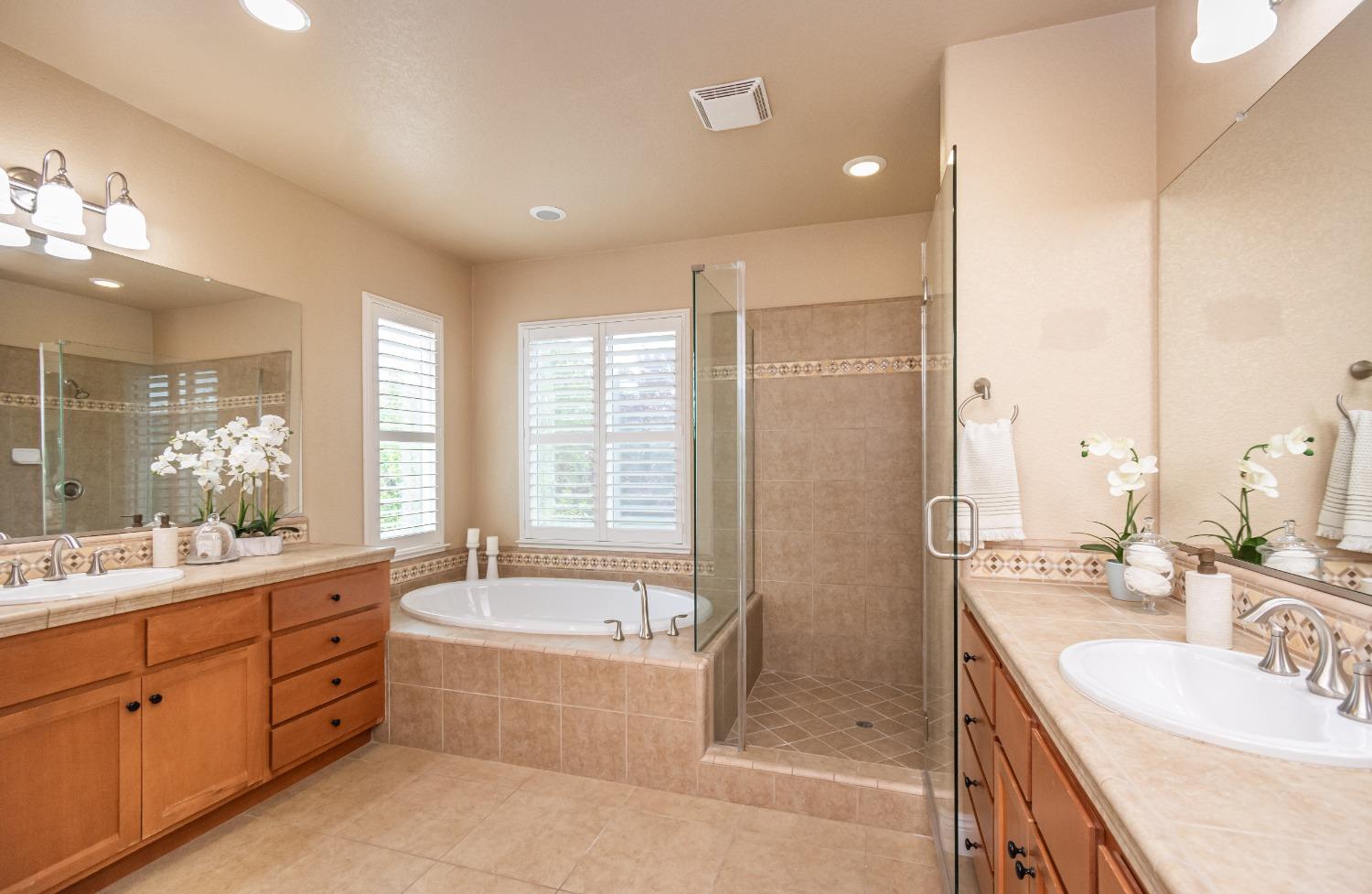 Detail Gallery Image 15 of 27 For 951 Station House Ln, Rocklin,  CA 95765 - 4 Beds | 4/1 Baths