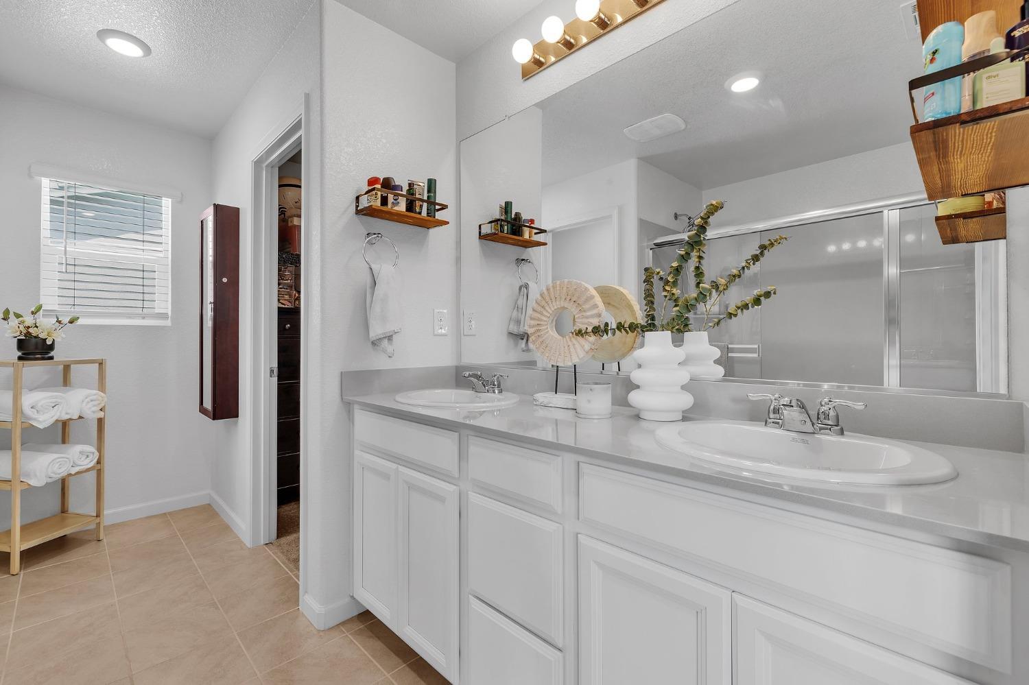 Detail Gallery Image 26 of 34 For 3755 Arborhill Way, Sacramento,  CA 95834 - 3 Beds | 2/1 Baths