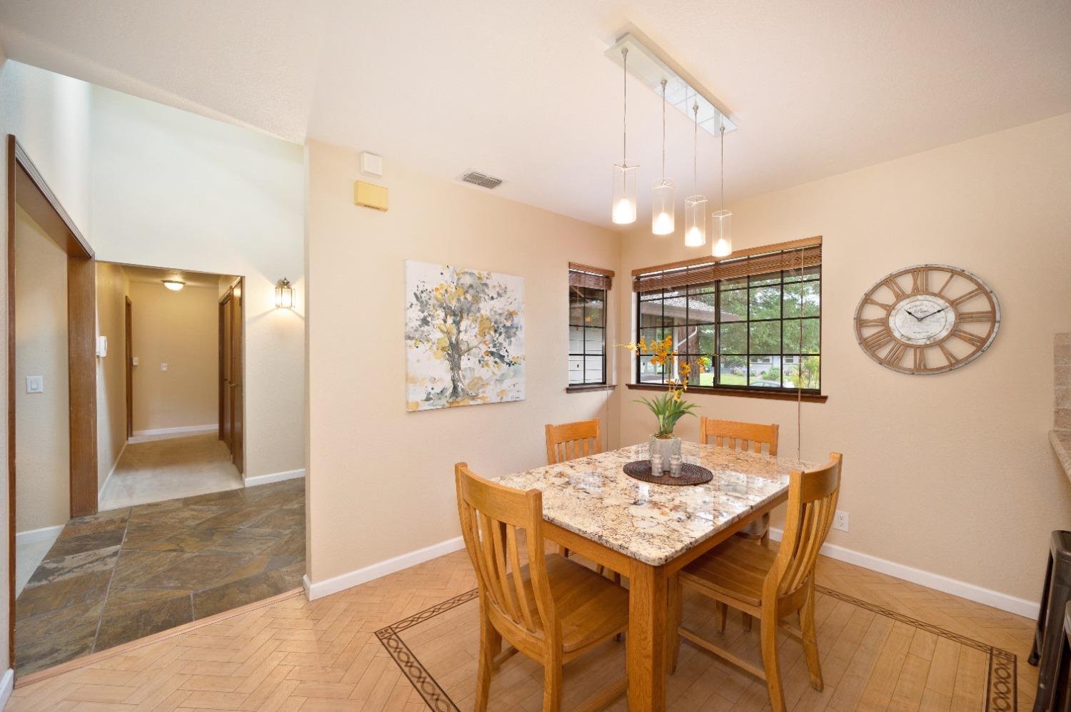 Detail Gallery Image 21 of 52 For 101 River Ridge Way, Folsom,  CA 95630 - 4 Beds | 2/1 Baths