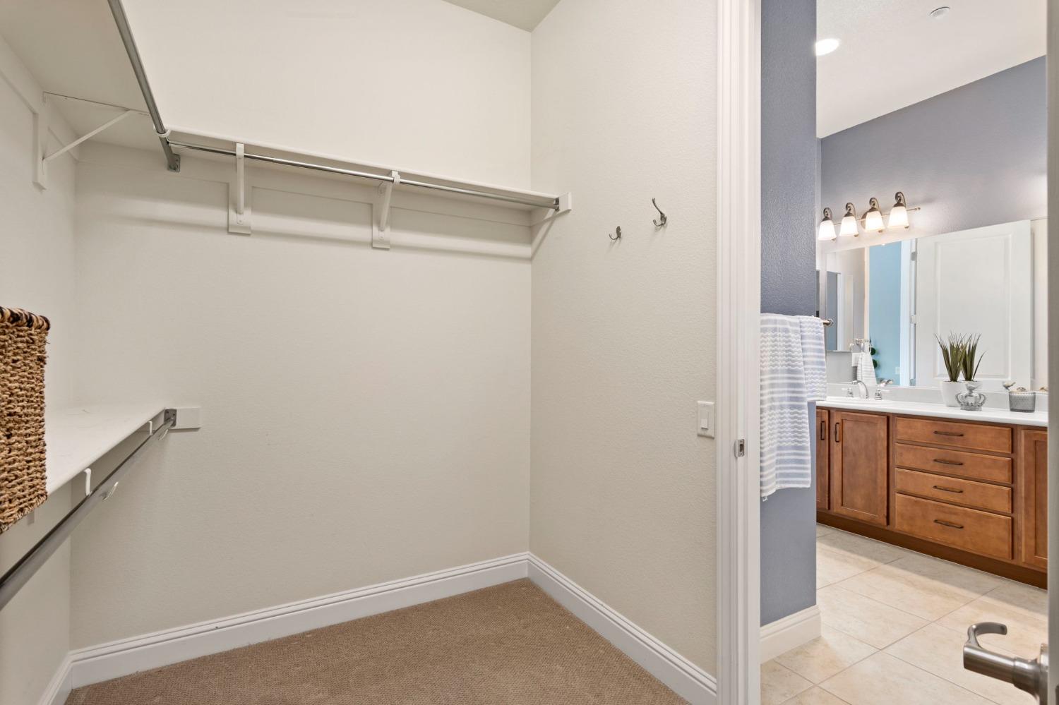 Detail Gallery Image 29 of 61 For 2180 Exminster Ln, Roseville,  CA 95747 - 3 Beds | 2 Baths