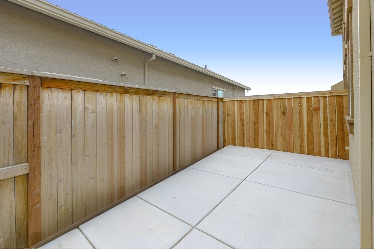 Detail Gallery Image 27 of 38 For 4976 Gold Rush Dr, Folsom,  CA 95630 - 4 Beds | 3/1 Baths