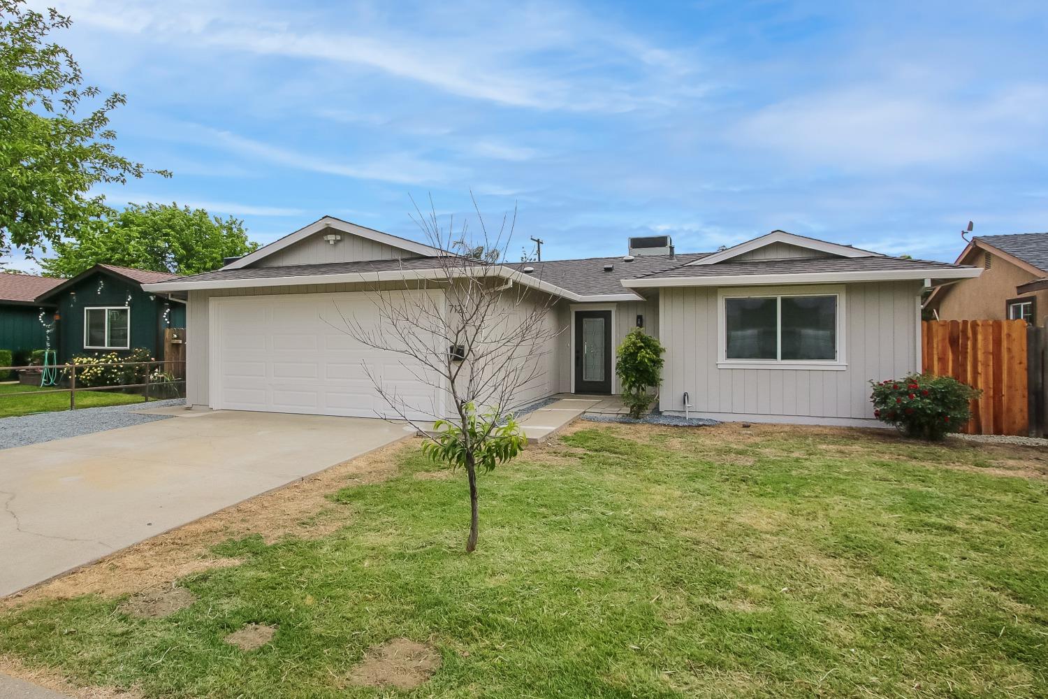 Detail Gallery Image 1 of 1 For 7122 7th St, Rio Linda,  CA 95673 - 3 Beds | 2 Baths
