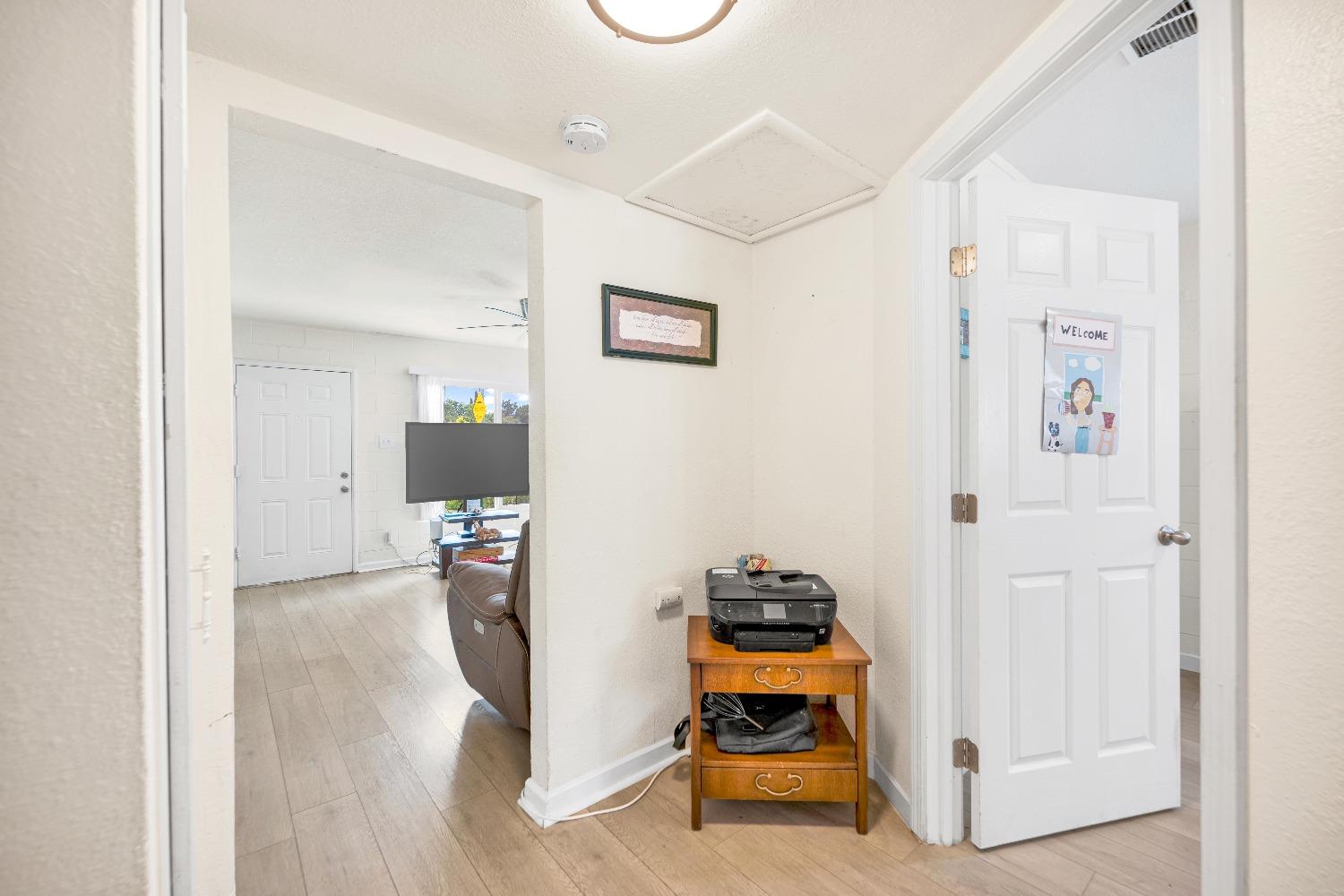 Detail Gallery Image 28 of 52 For 5673 James Way, Sacramento,  CA 95822 - 3 Beds | 1 Baths