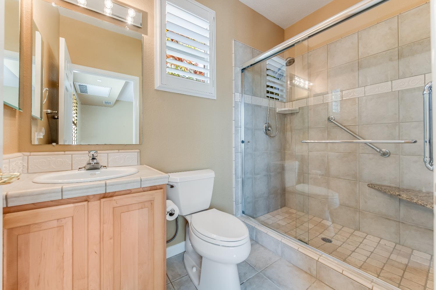 Detail Gallery Image 13 of 56 For 656 Gold Strike Ct, Lincoln,  CA 95648 - 2 Beds | 2 Baths
