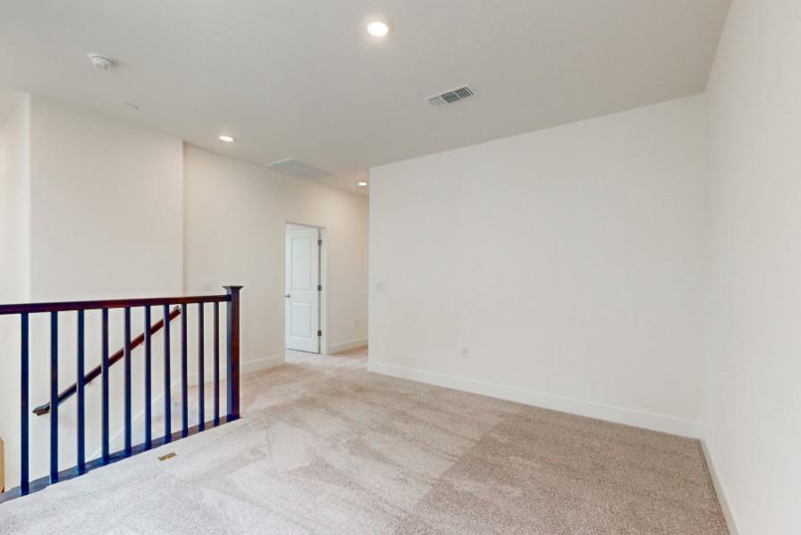 Detail Gallery Image 16 of 33 For 4750 Gailander Ct, Folsom,  CA 95630 - 3 Beds | 2/1 Baths