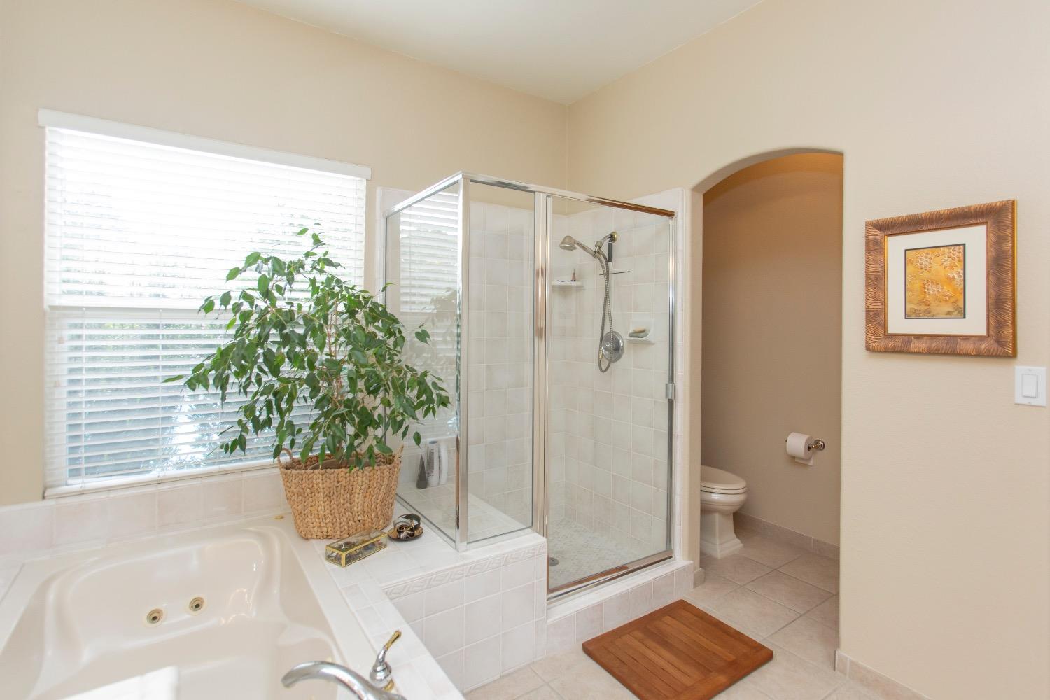 Detail Gallery Image 26 of 45 For 1395 Valley View Dr, Turlock,  CA 95380 - 3 Beds | 2/1 Baths