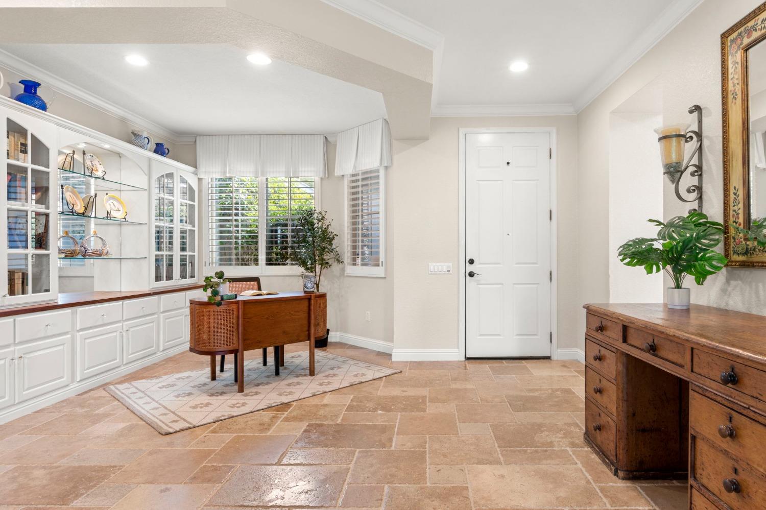 Detail Gallery Image 10 of 43 For 1152 Castleberry Ln, Lincoln,  CA 95648 - 2 Beds | 2 Baths