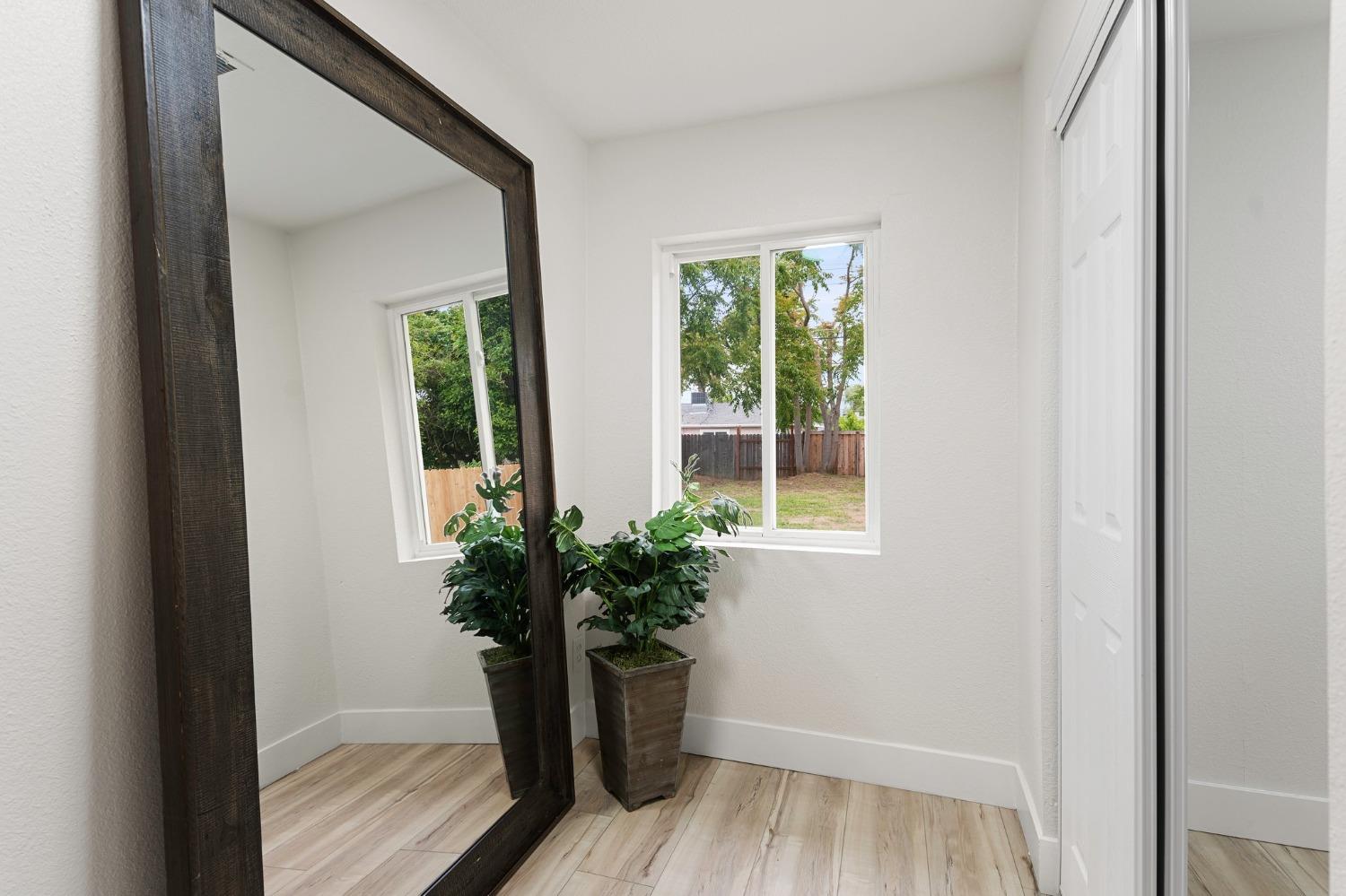 Detail Gallery Image 25 of 30 For 643 Sonoma Ave, Sacramento,  CA 95815 - 3 Beds | 2 Baths