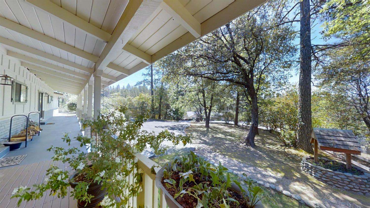 Detail Gallery Image 1 of 39 For 1066 Kimi Way, Placerville,  CA 95667 - 4 Beds | 2/1 Baths