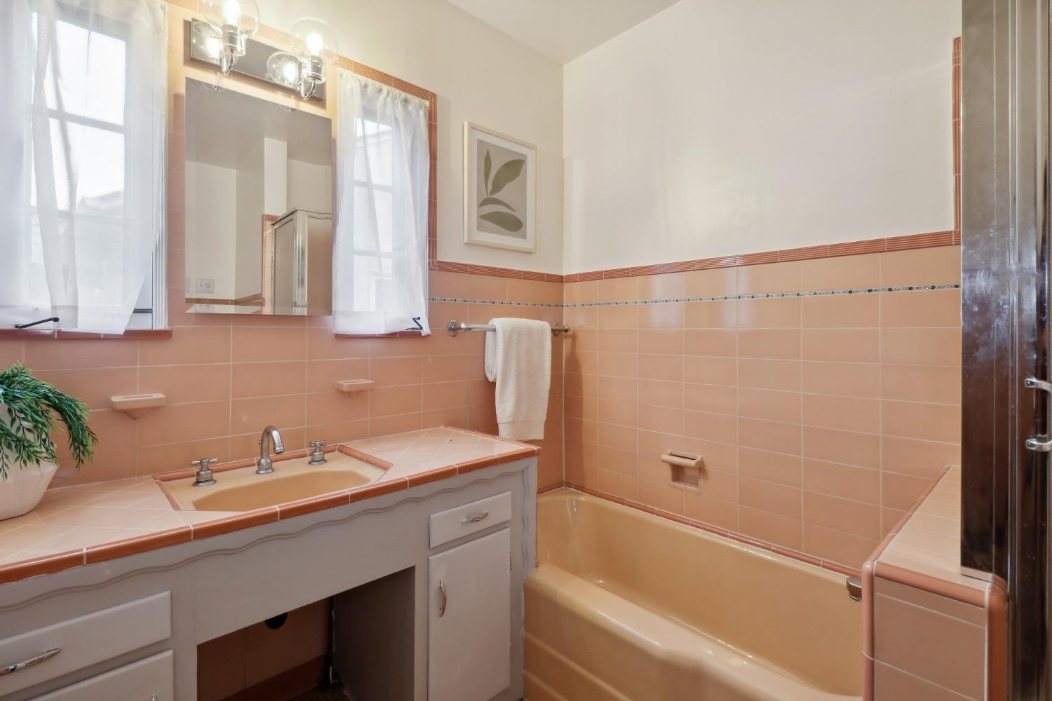 Detail Gallery Image 20 of 35 For 885 Robertson Way, Sacramento,  CA 95818 - 2 Beds | 1 Baths