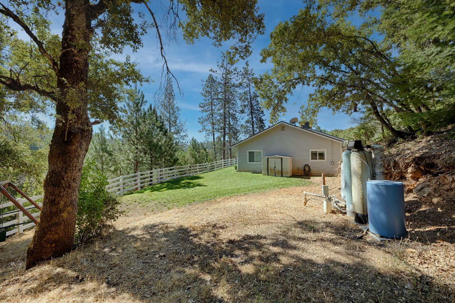 Detail Gallery Image 19 of 39 For 2990 Boole Rd, Applegate,  CA 95703 - 3 Beds | 2 Baths