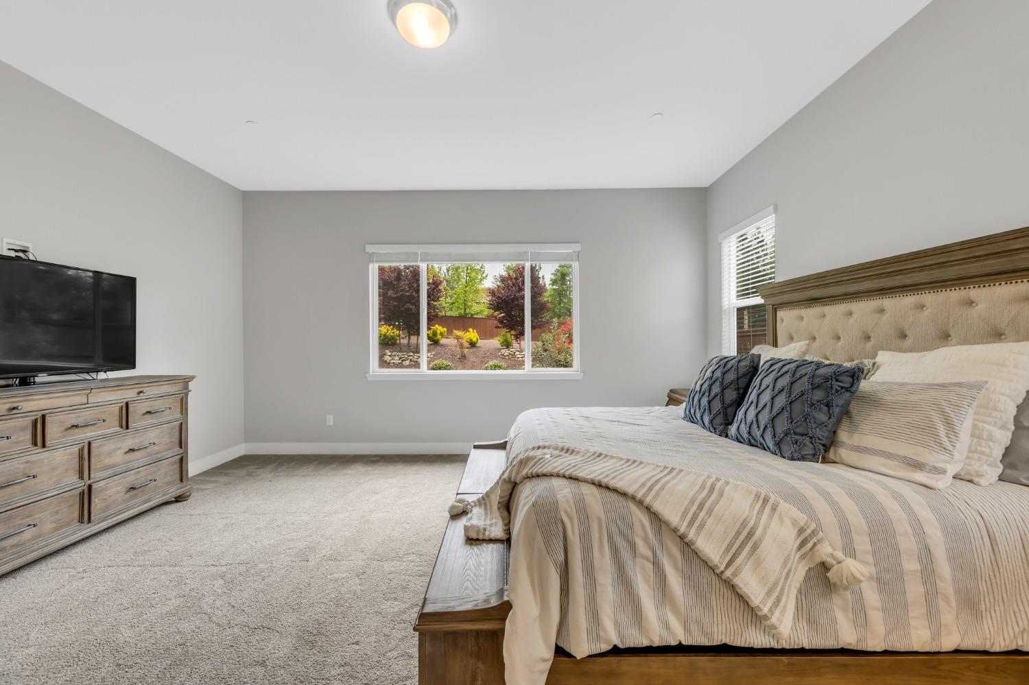 Detail Gallery Image 34 of 80 For 981 Greeley Ct, Cameron Park,  CA 95682 - 4 Beds | 3/1 Baths
