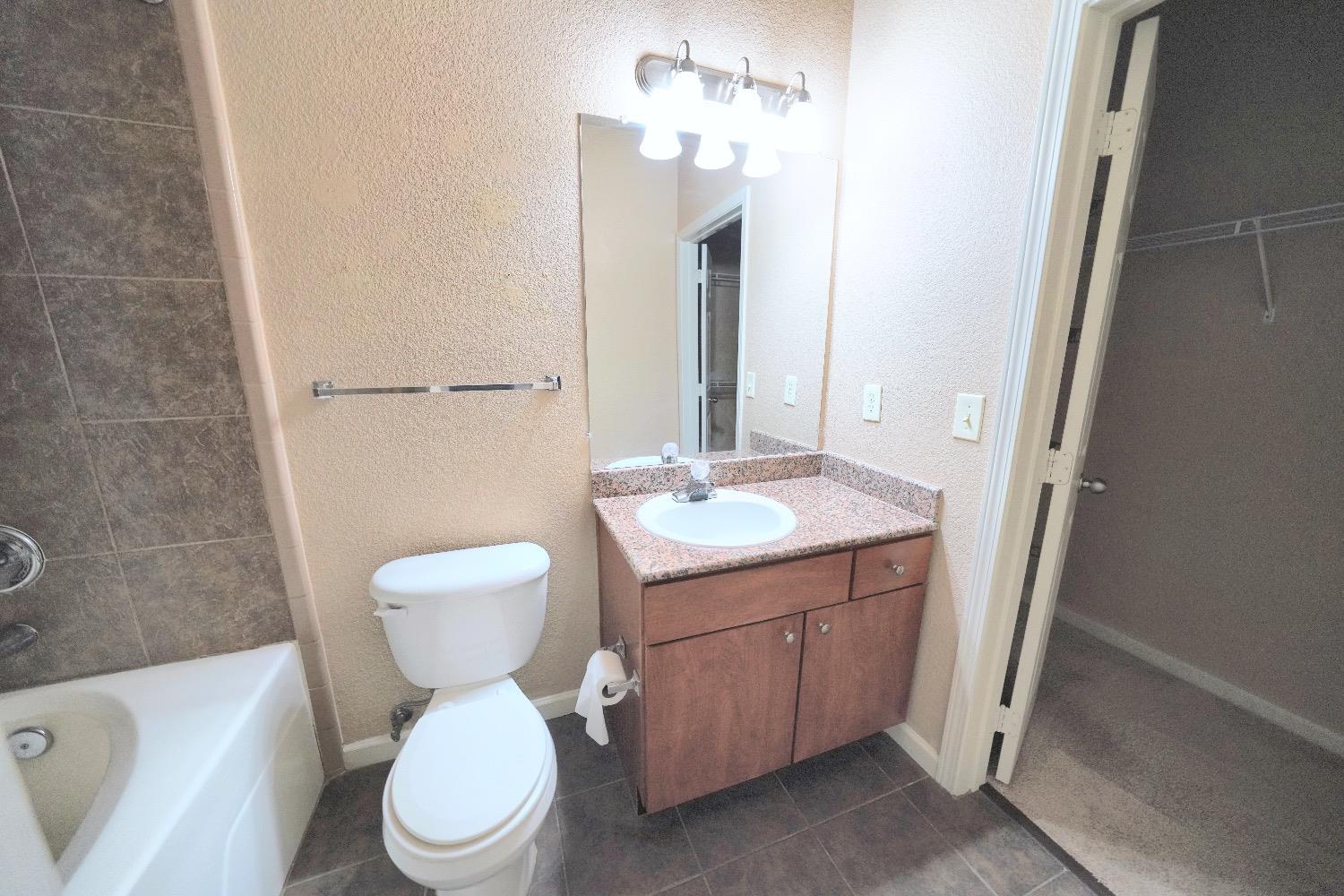 Detail Gallery Image 20 of 31 For 8434 Walerga Rd #233,  Antelope,  CA 95843 - 2 Beds | 2 Baths