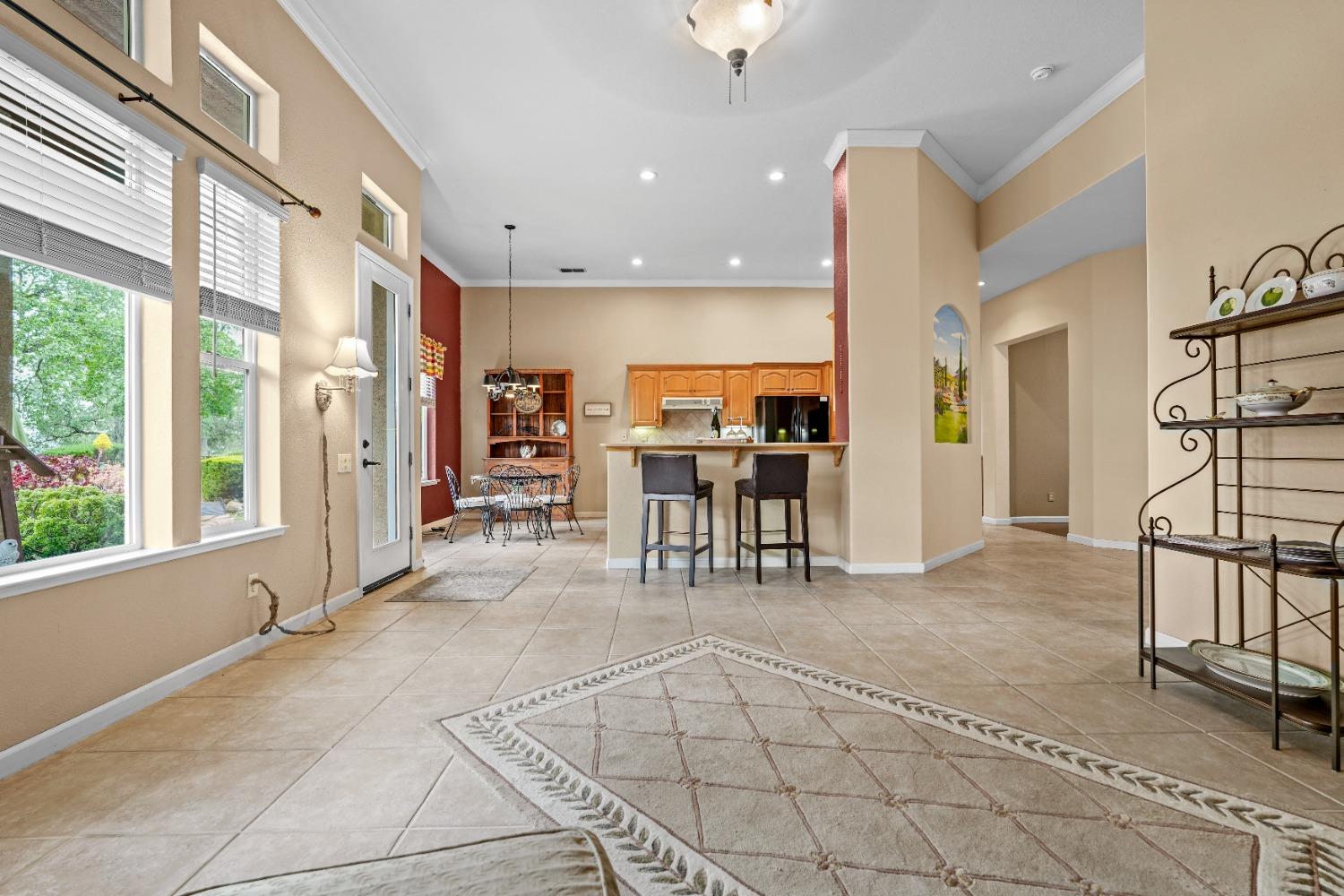 Detail Gallery Image 15 of 49 For 4020 Silver Star Ct, Rocklin,  CA 95765 - 2 Beds | 2 Baths