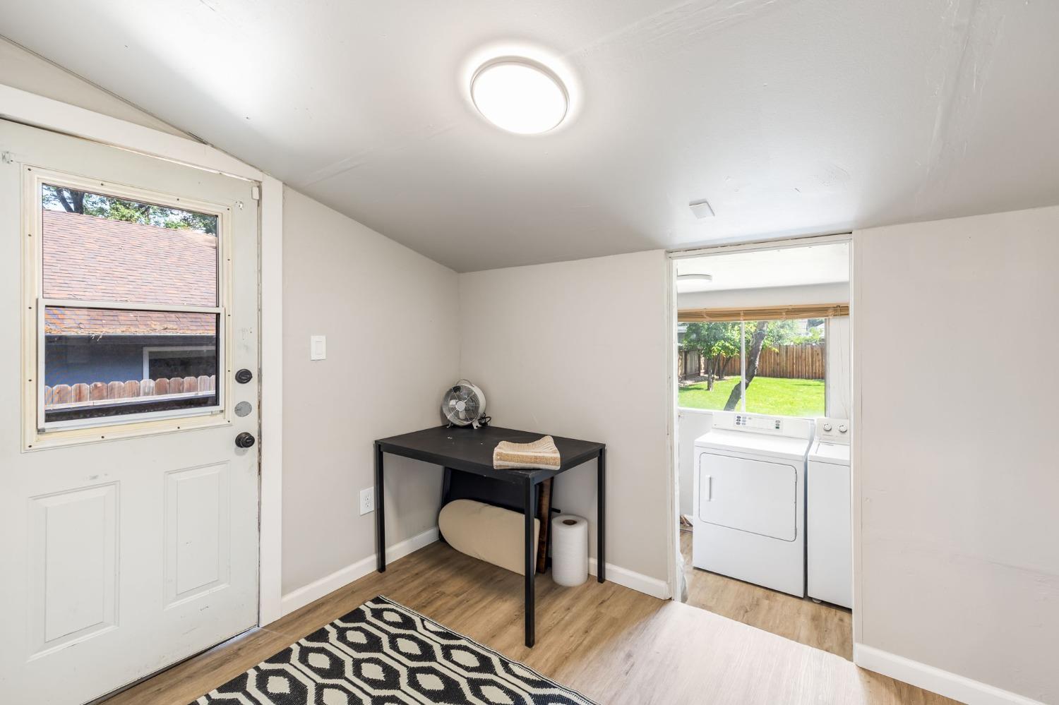 Detail Gallery Image 19 of 24 For 3032 8th Ave, Sacramento,  CA 95817 - 2 Beds | 1 Baths