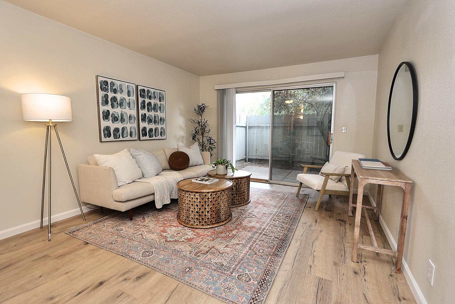 Detail Gallery Image 4 of 59 For 2950 Marconi Ave #108,  Sacramento,  CA 95821 - 1 Beds | 1 Baths