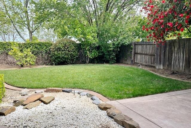 Detail Gallery Image 24 of 26 For 10037 Wild Orchid Way, Elk Grove,  CA 95757 - 3 Beds | 2 Baths